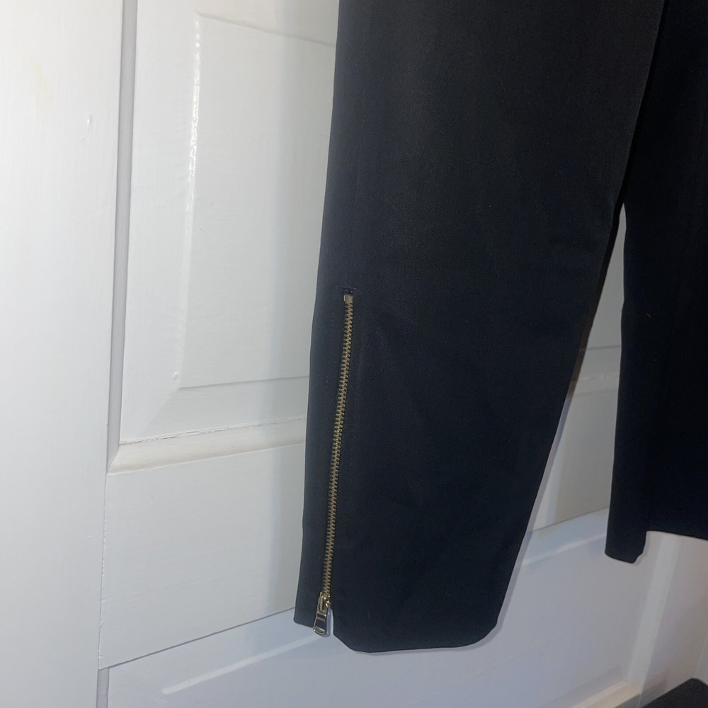 Loft Sz 10 Fitted Black Pants Side Zip With Gold Zipper Ankle To Calf - Picture 2 of 8